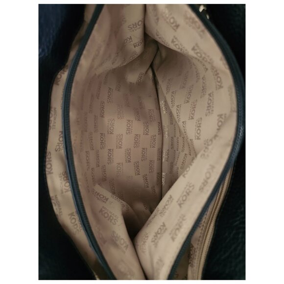 Michael Kors Harper Large Tote – Navy Pebbled Leather | EUC - Picture 14 of 16